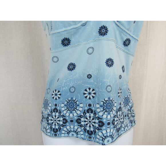 SO Medium Blue Halter Top Floral Ombre Tie Dye Y2K Preppy Kaleidoscope Pattern - Picture 3 of 4